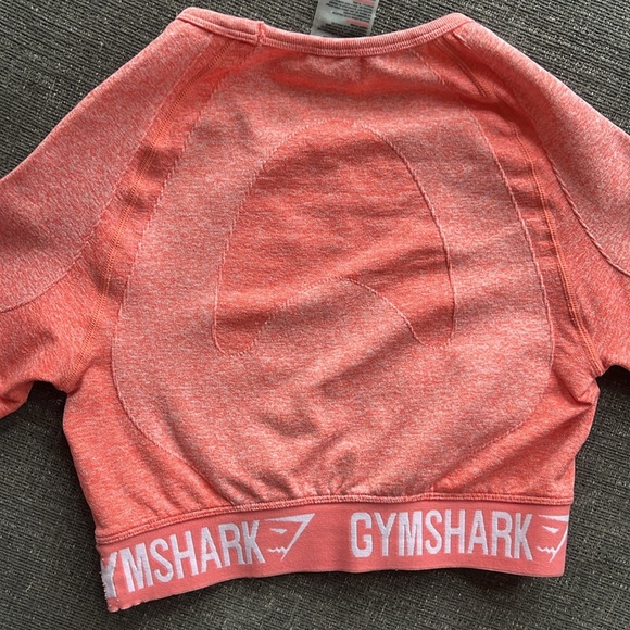 COPY - GymShark Crop - Picture 3 of 3